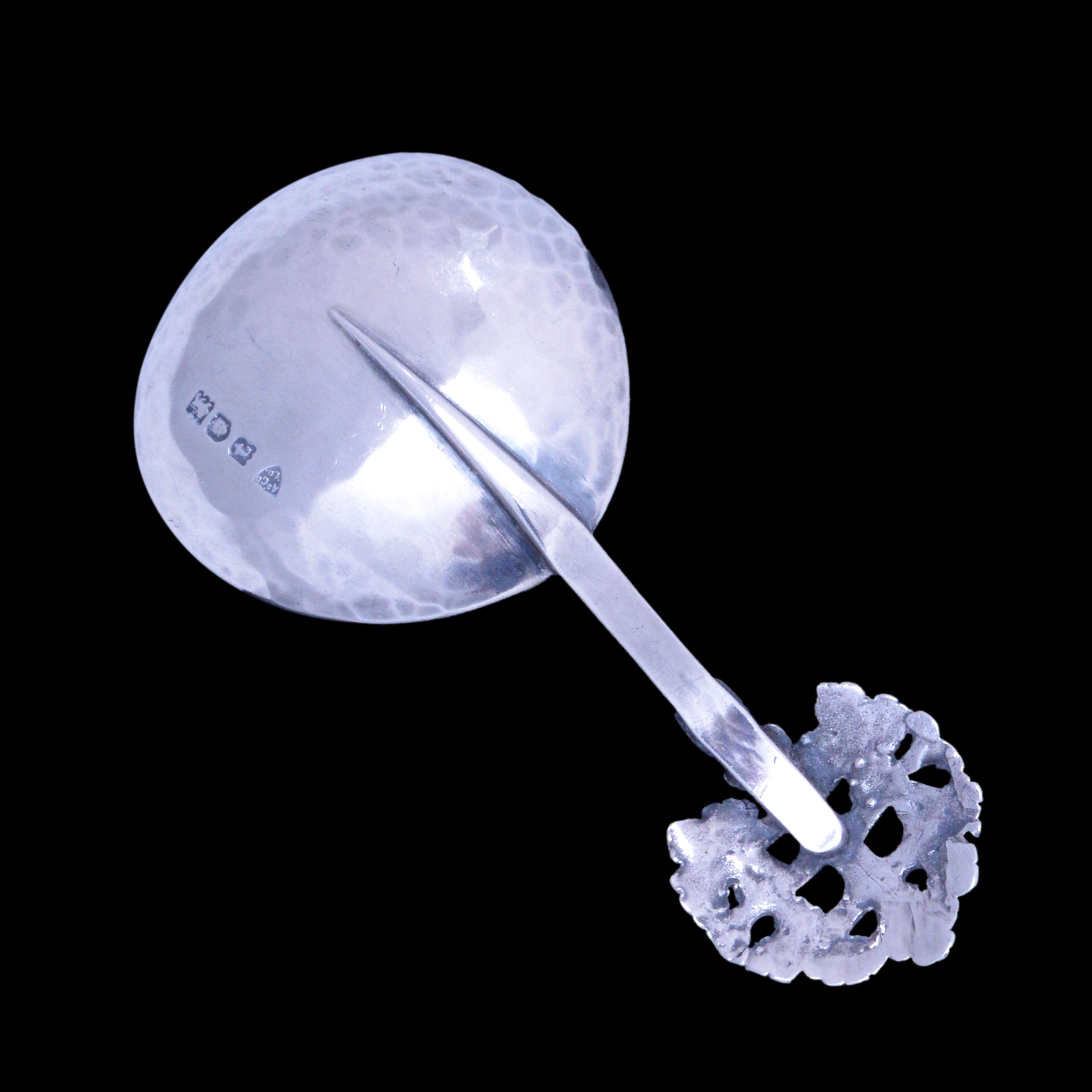 An Artificers Guild silver caddy spoon with agate - Image 2